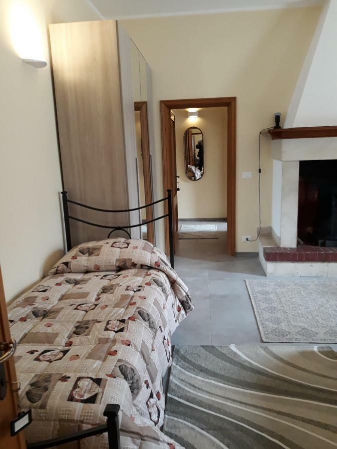 Villa Immersa Nel Verde LʼAquila Exterior foto